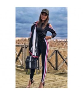 Leggins sport con raya lateral.Talla unica.